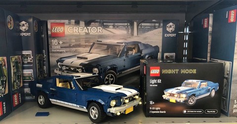 Jön a LEGO Night Mode?