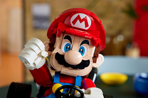 LEGO® Super Mario™ - Mario Kart™: Mario & Standard Kart