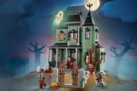 LEGO® Creator 3 az 1-ben Kísértetkastély – rémisztő kalandok egyetlen dobozban