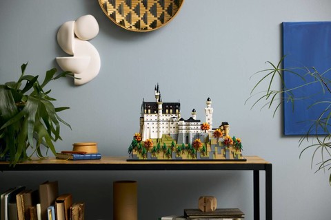 Fedezd fel a bajor mesevilágot: LEGO® Neuschwanstein kastély 