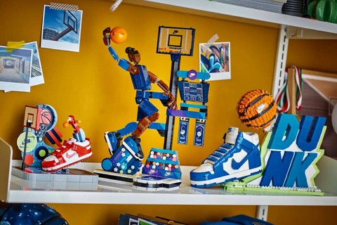 LEGO x Nike: új szettek érkeztek a sport és a kreativitás szerelmeseinek