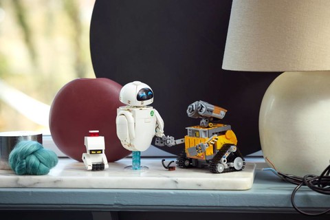 WALL-E és EVA a Kockashopban!