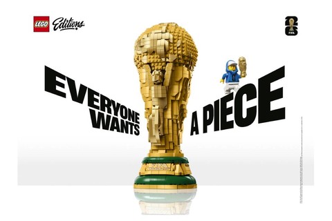 Emeld magasba a győzelem trófeáját LEGO® formában – érkezik a LEGO® Editions FIFA-világbajnoki trófe