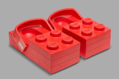 Hamaraosan érkezik a LEGO® Brick Clog – amikor a kreativitás lábbeli formát ölt