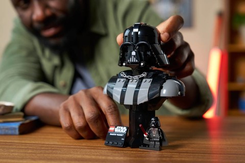 Építsd meg a Sötét Nagyurat: LEGO® Star Wars™ Darth Vader mellszobor