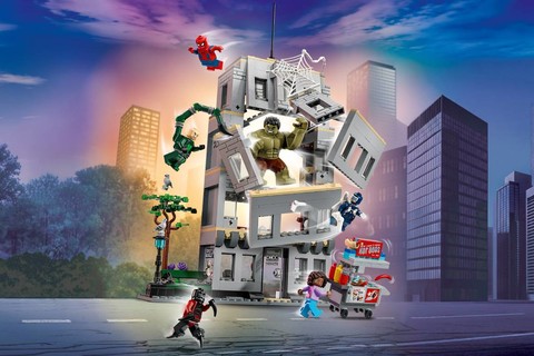Robban az akció: LEGO® Marvel Pókember és Hulk csatája szett
