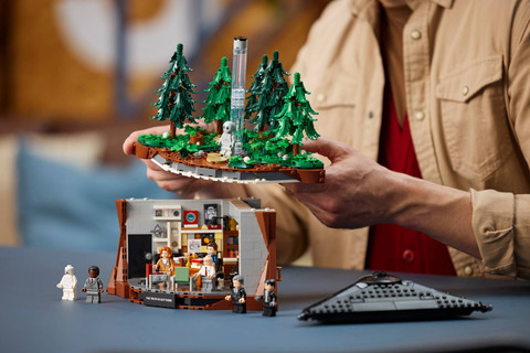 Az igazság odaát van – építsd meg a LEGO® Ideas The X-Files készletet!