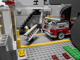 LEGO® Large Models 10197 - Tűzoltó Brigád