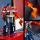 LEGO® ICONS 10302 - Optimusz fővezér