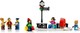 LEGO® ICONS 10308 - Karácsonyi főutca