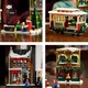 LEGO® ICONS 10308 - Karácsonyi főutca