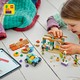 LEGO® Friends 42625 - Smoothie stand a strandon