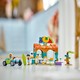 LEGO® Friends 42625 - Smoothie stand a strandon