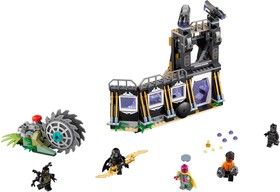 Corvus Glaive támadása