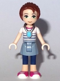 Emily Jones - Homokkék Szoknyában, Sötétkék Rövidnadrágban, Medállal
