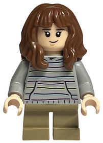 Hermione Granger - Csíkos Pulcsiban