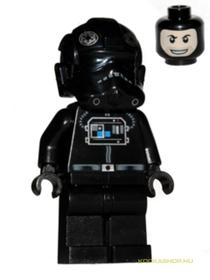 TIE Fighter pilóta (fekete fejjel) minifigura