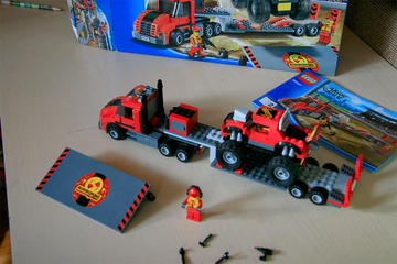 MonsterTruck szállítójárművel