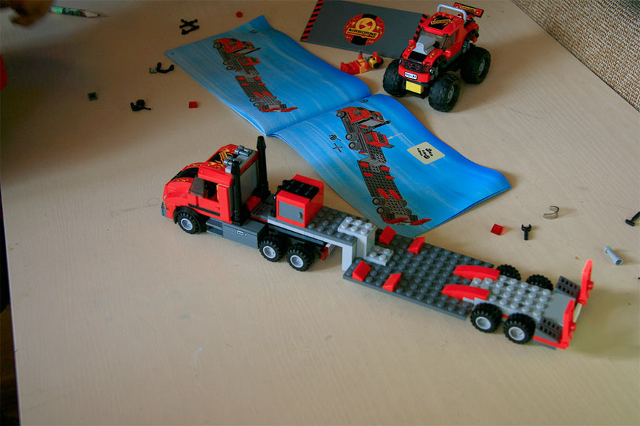 MonsterTruck szállítójárművel