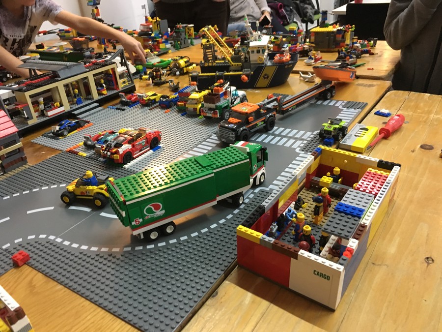 A LEGO város