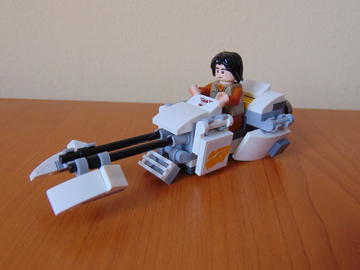 Ezra Fantom Robogója
