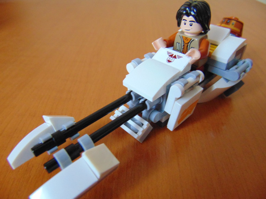 Ezra Fantom Robogója