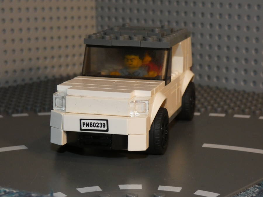 egyedi SUV
