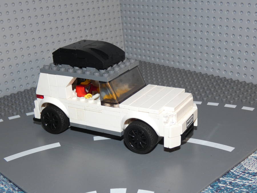 egyedi SUV