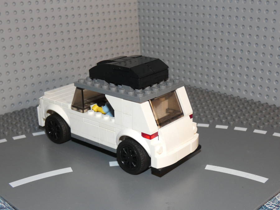 egyedi SUV