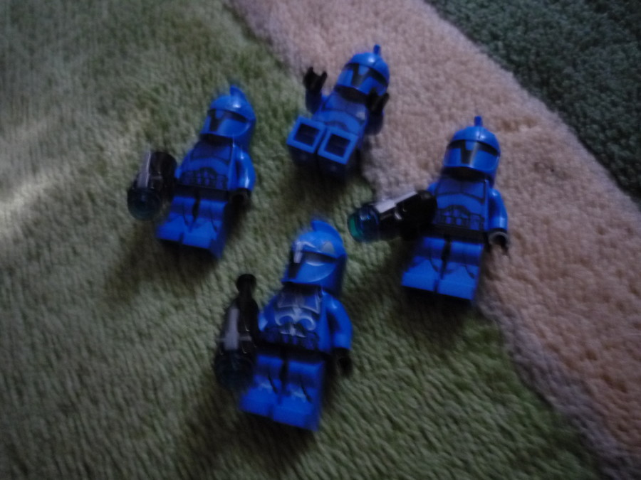 Clone Kommandó!
