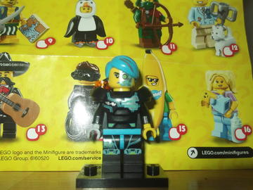 Minifigura 16. sorozat - Cyborg  