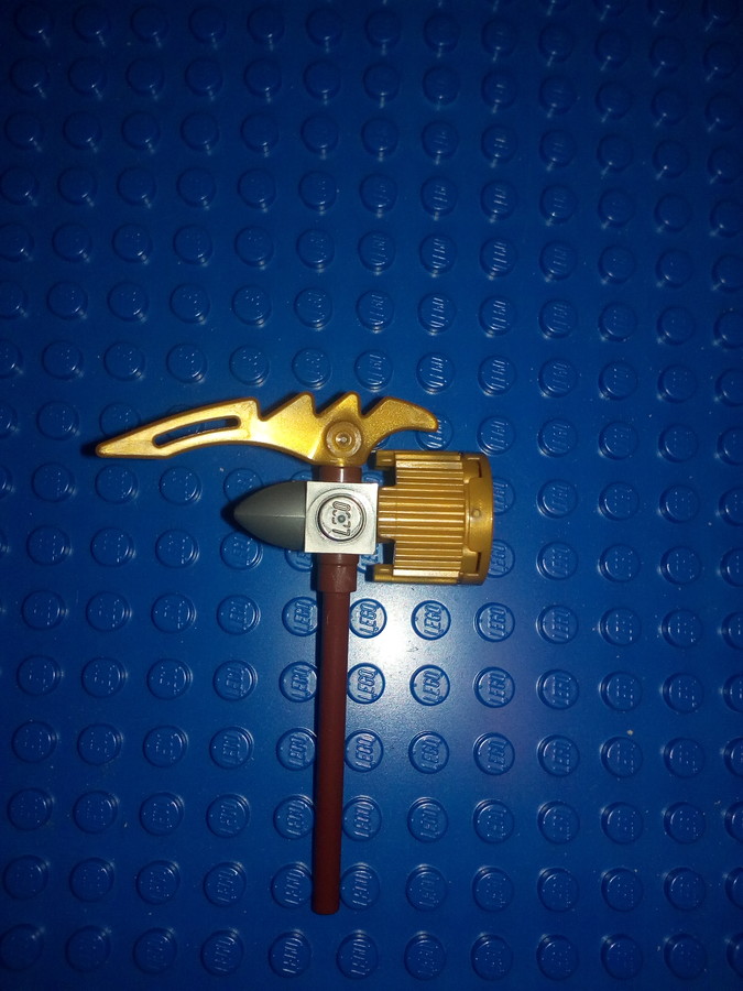 Cole a Ninjago magazinban