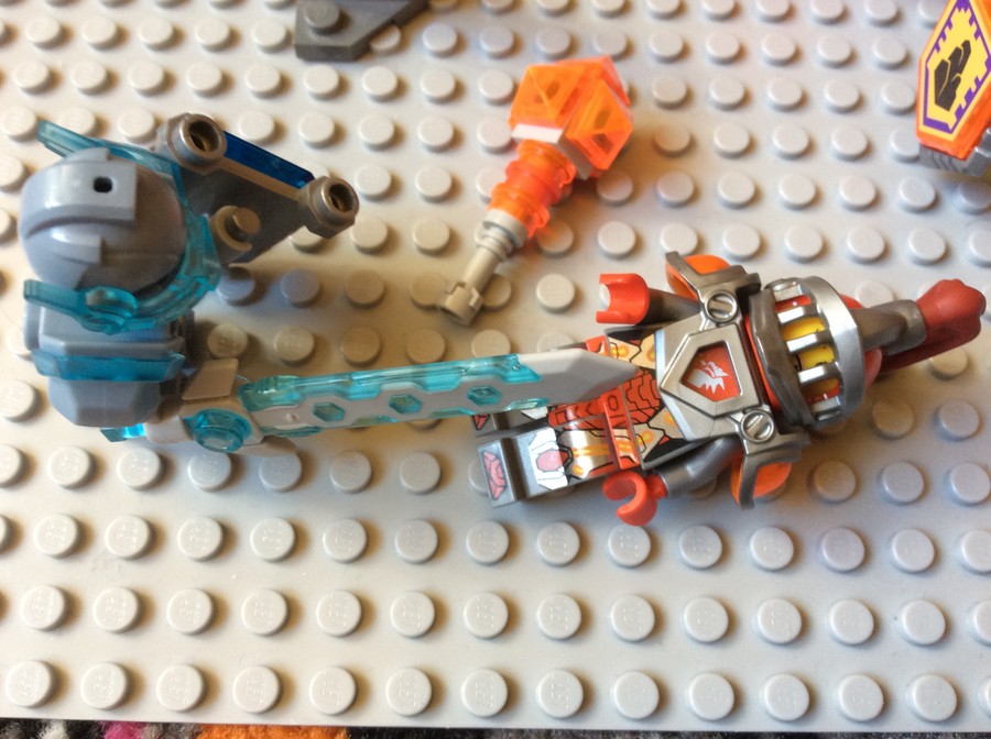 Clay vs lovagok