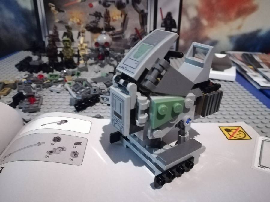 75261 Clone Scout Walker
