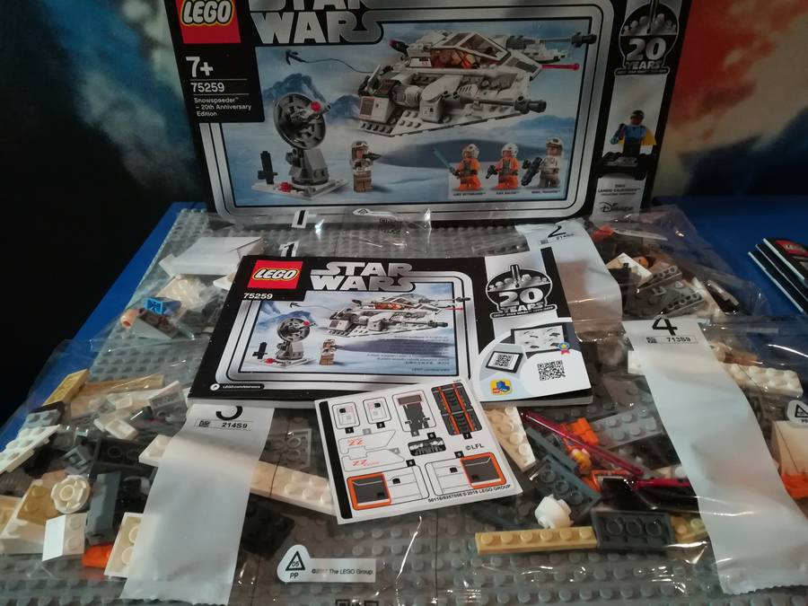 75259 Snowspeeder