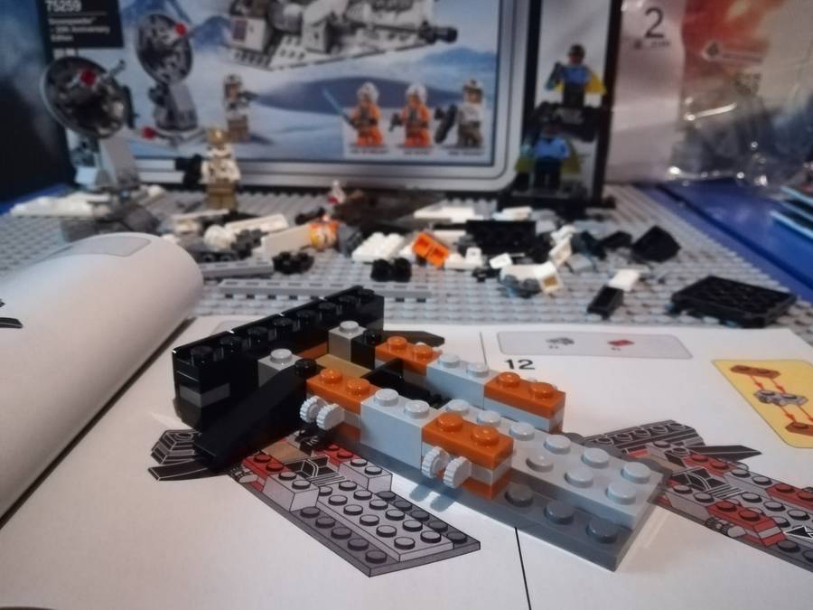 75259 Snowspeeder