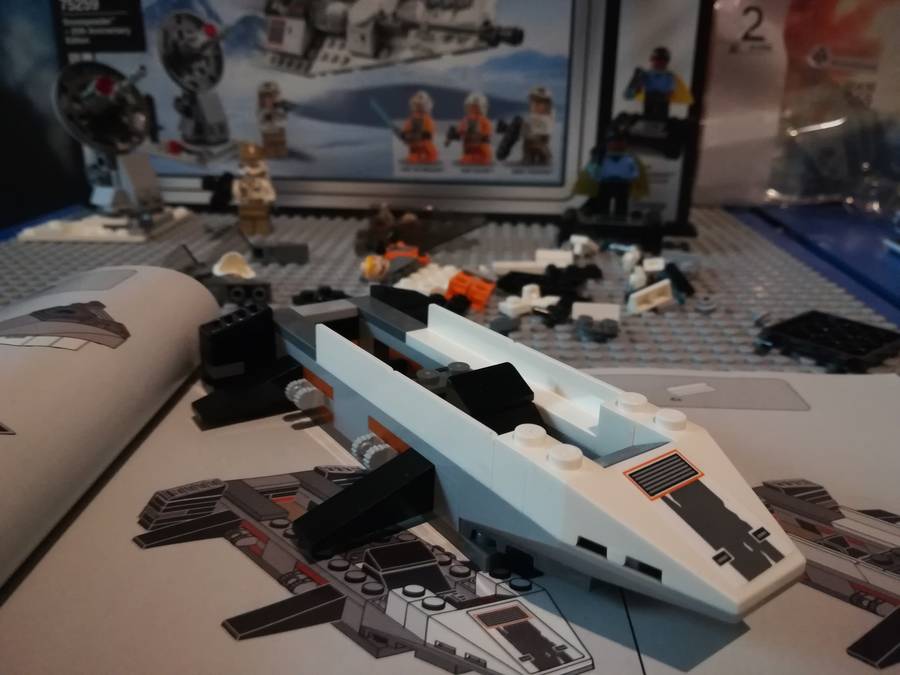 75259 Snowspeeder