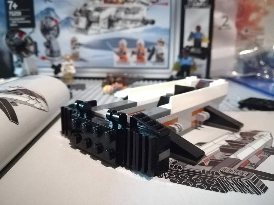 75259 Snowspeeder