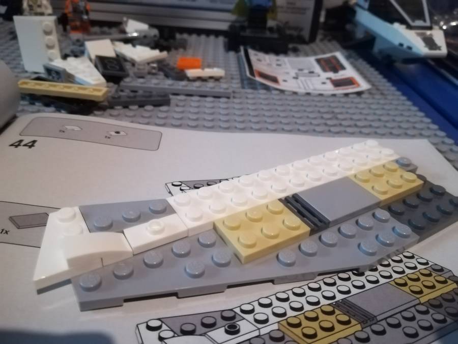 75259 Snowspeeder