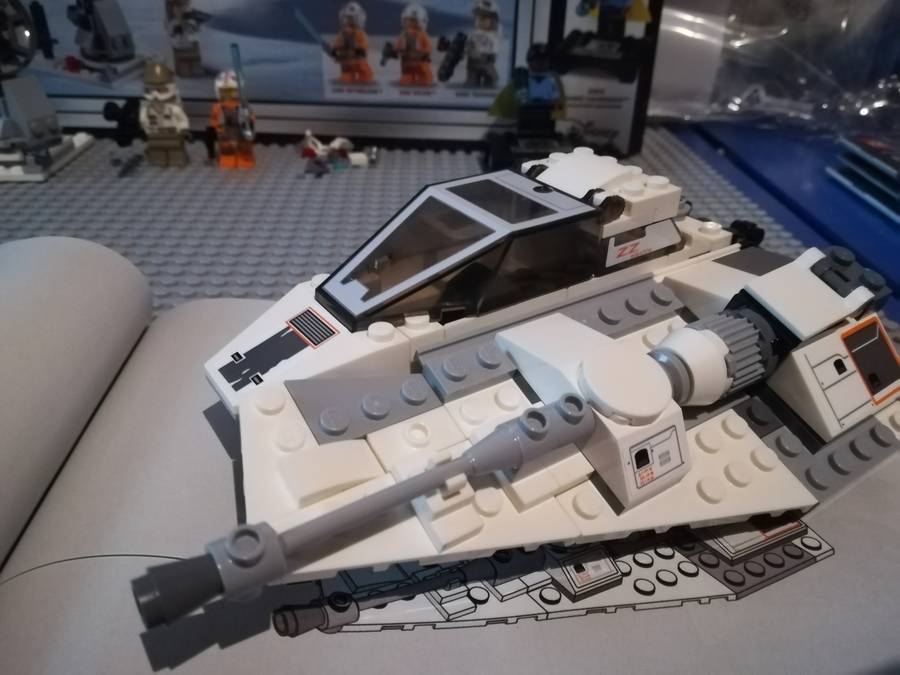 75259 Snowspeeder