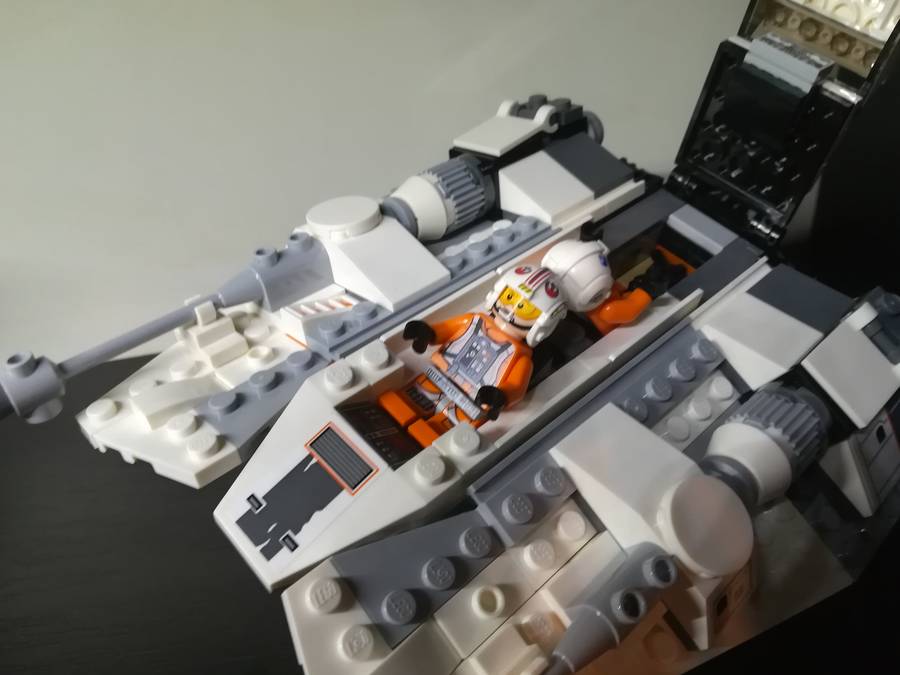 75259 Snowspeeder