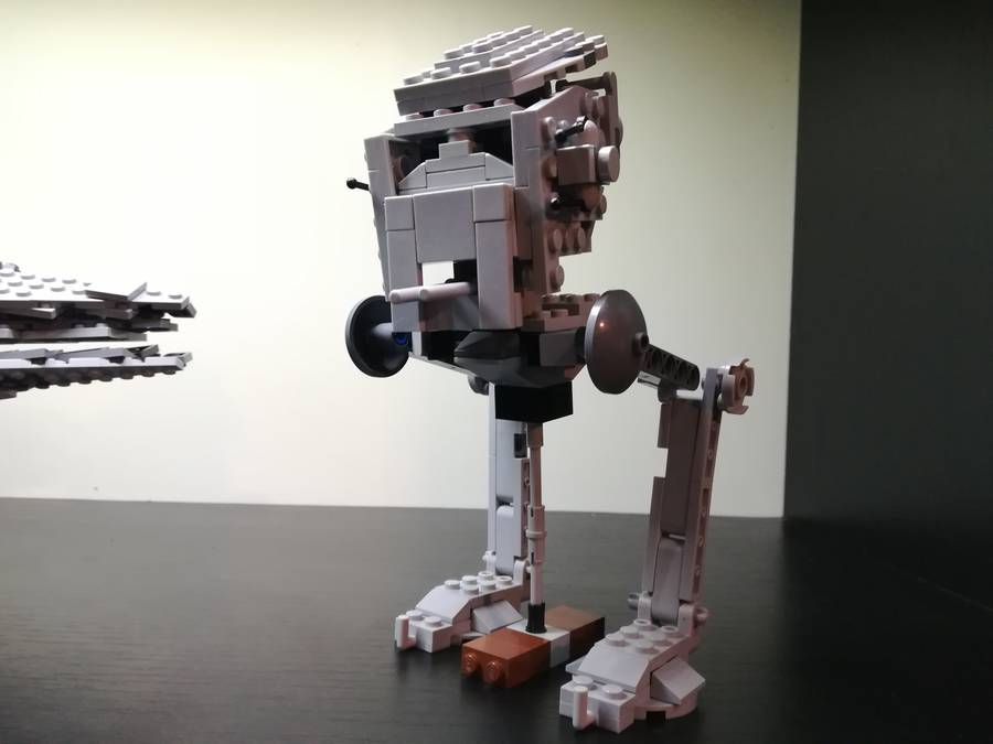 AT-ST Lépegető