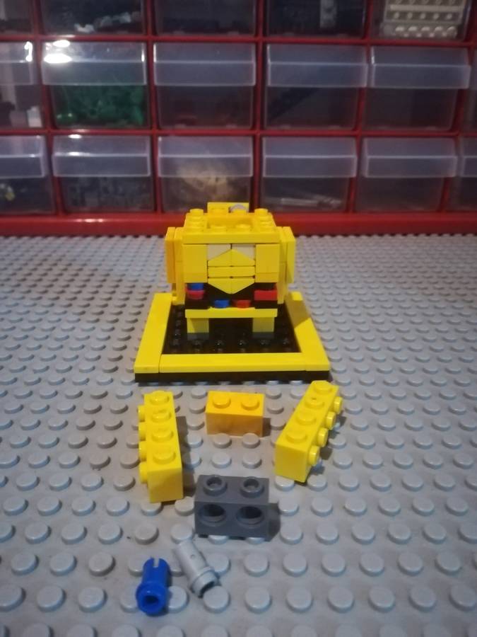Brickheadz C-3po lépésenként