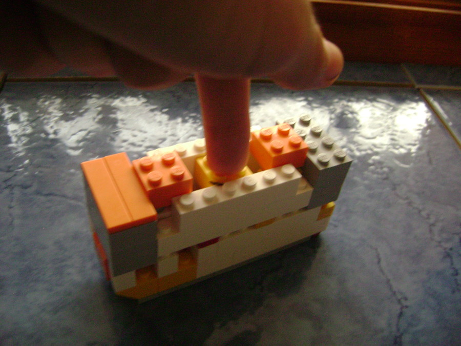 Lego gombos zár