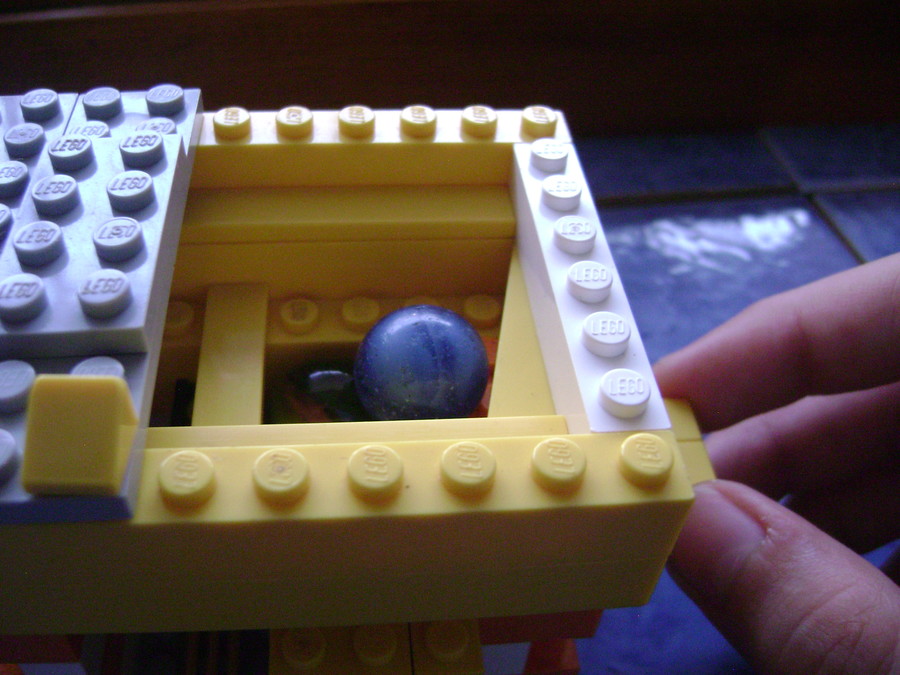 Lego üveg golyó adagoló