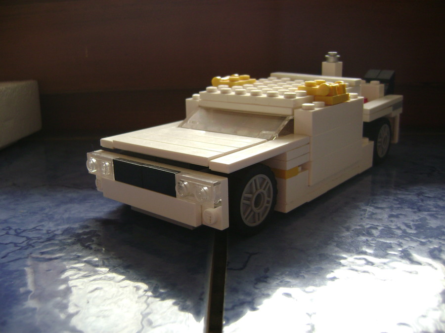 LEGO Back to the future Delorean