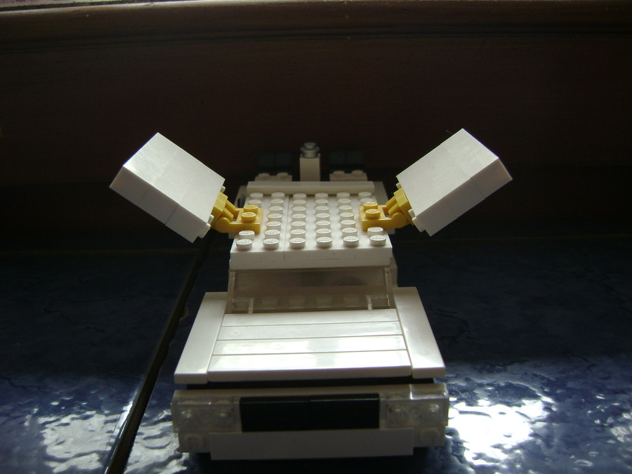 LEGO Back to the future Delorean