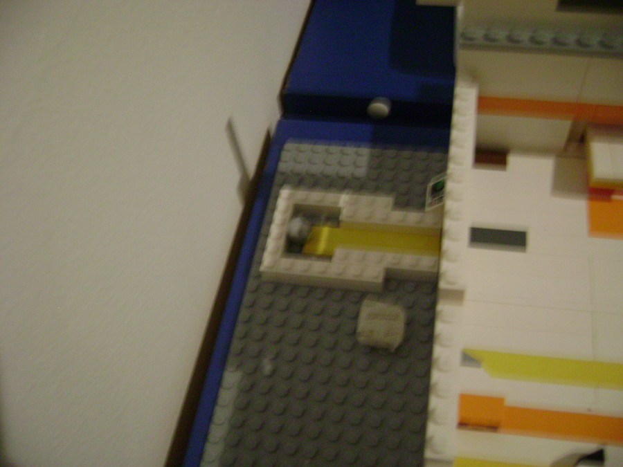 Lego Flipper