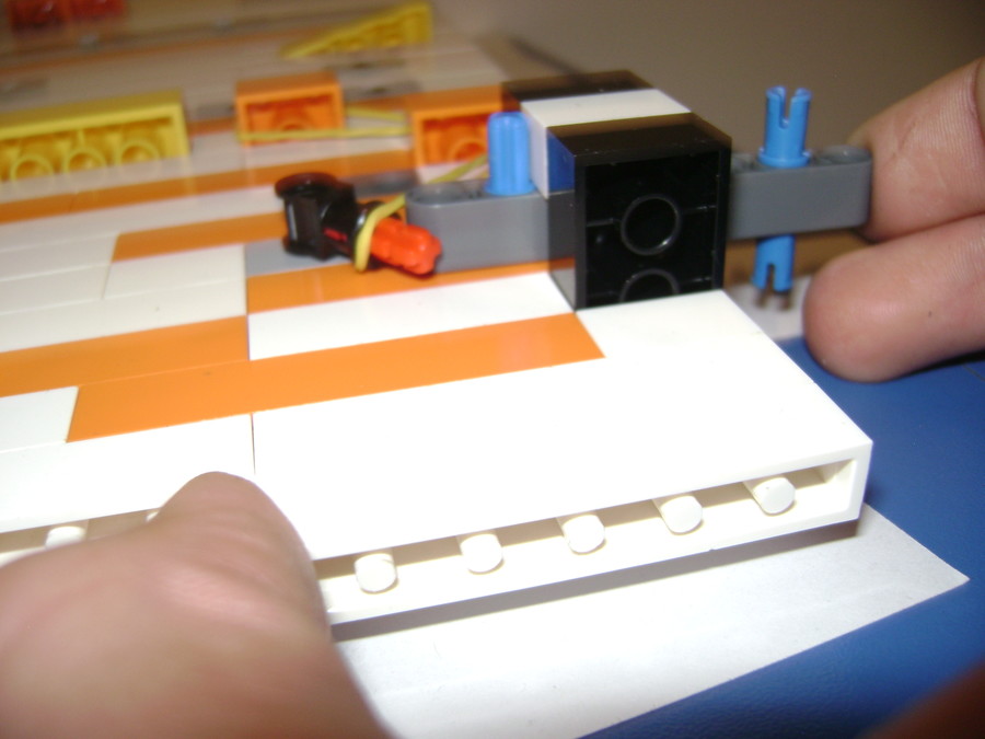 újjabb LEGO Flipper