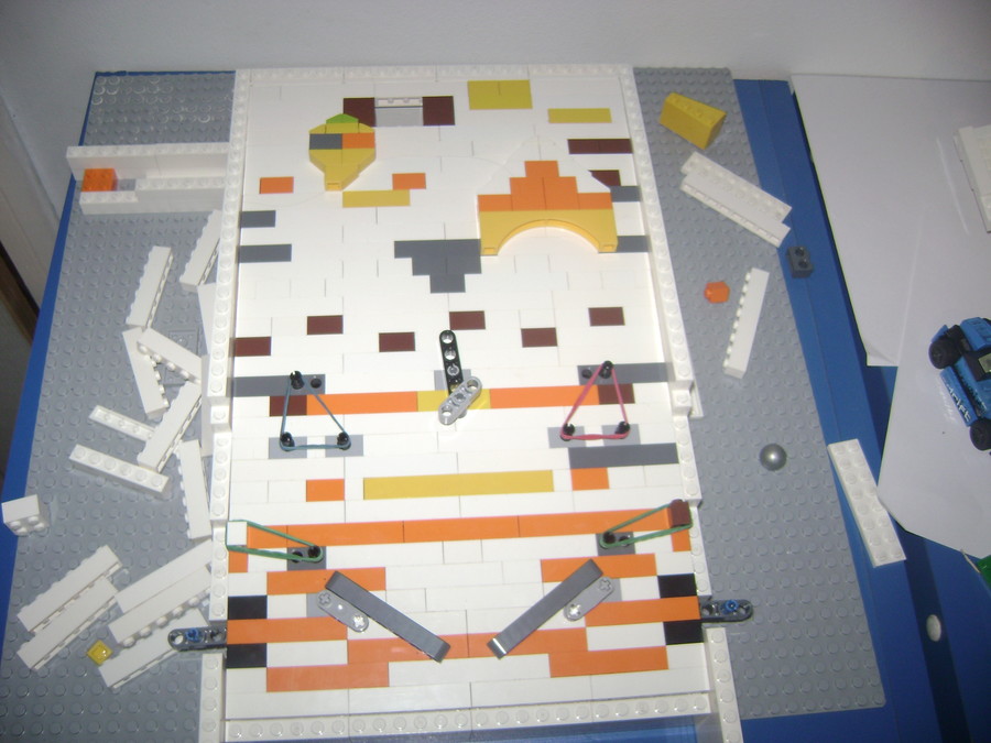 Hogyan készíts LEGO-ból Flippert? :)